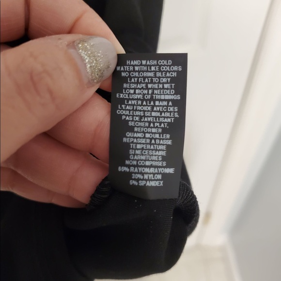 NWT Studio size small midi stretch skirt - Picture 4 of 4